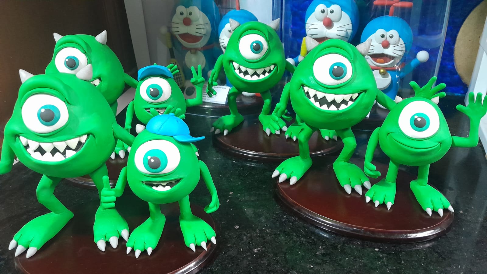 Trofeos en Plastilina y Porcelanicrom - Imagen 3